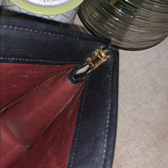 💯 Auth Chanel vintage clutch - Picture 9 of 9